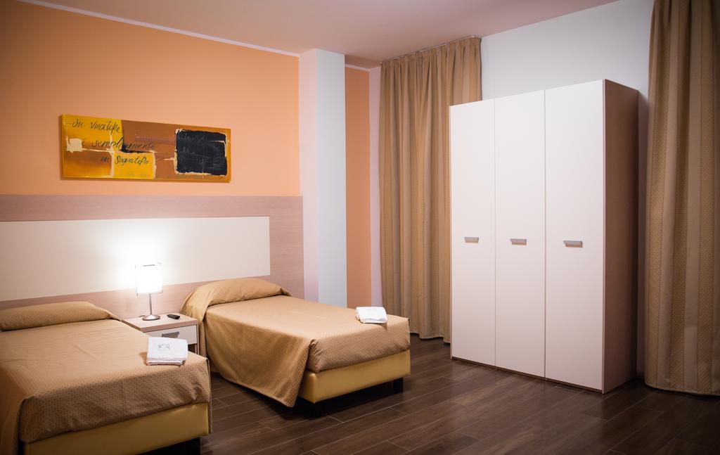 Groane Hotel Residence Cesano Maderno Quarto foto