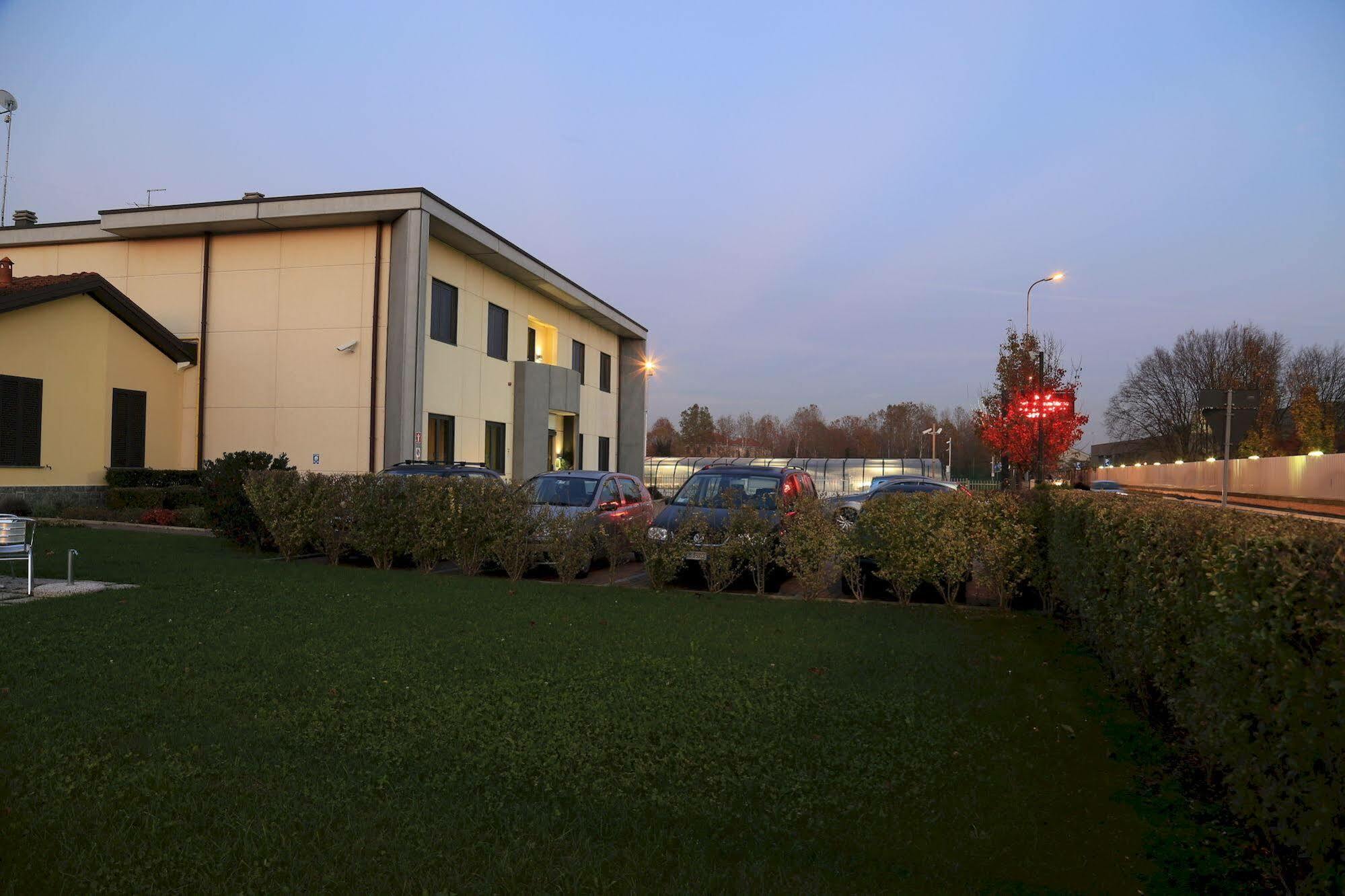 Groane Hotel Residence Cesano Maderno Exterior foto