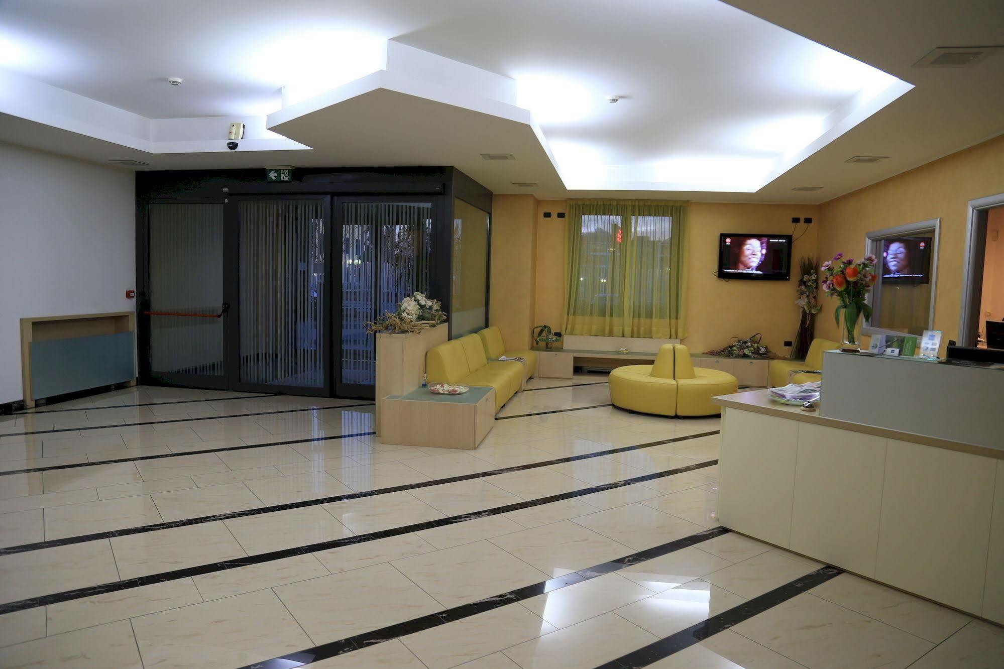Groane Hotel Residence Cesano Maderno Exterior foto