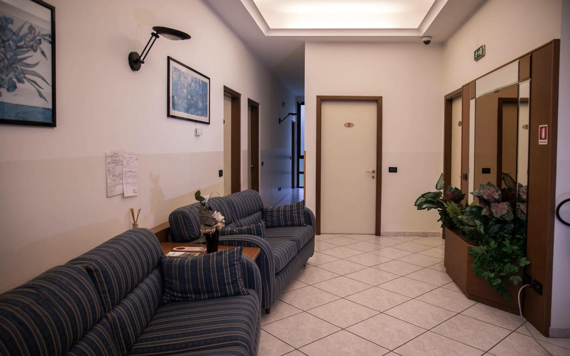 Groane Hotel Residence Cesano Maderno Exterior foto
